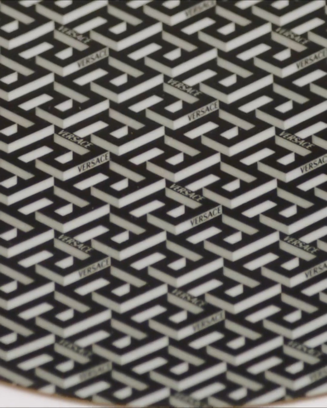 【VERSACE x ROSENTHAL – La Greca Signature 】