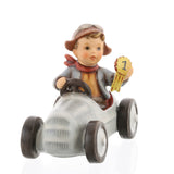 M.I. HUMMEL | Winner 勝利者