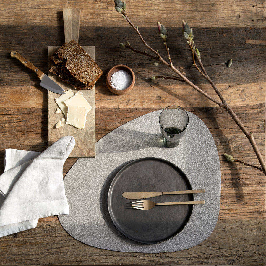 LIND DNA | Curve Hippo Anthracite-Grey Placemat