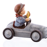 M.I. HUMMEL | Winner 勝利者