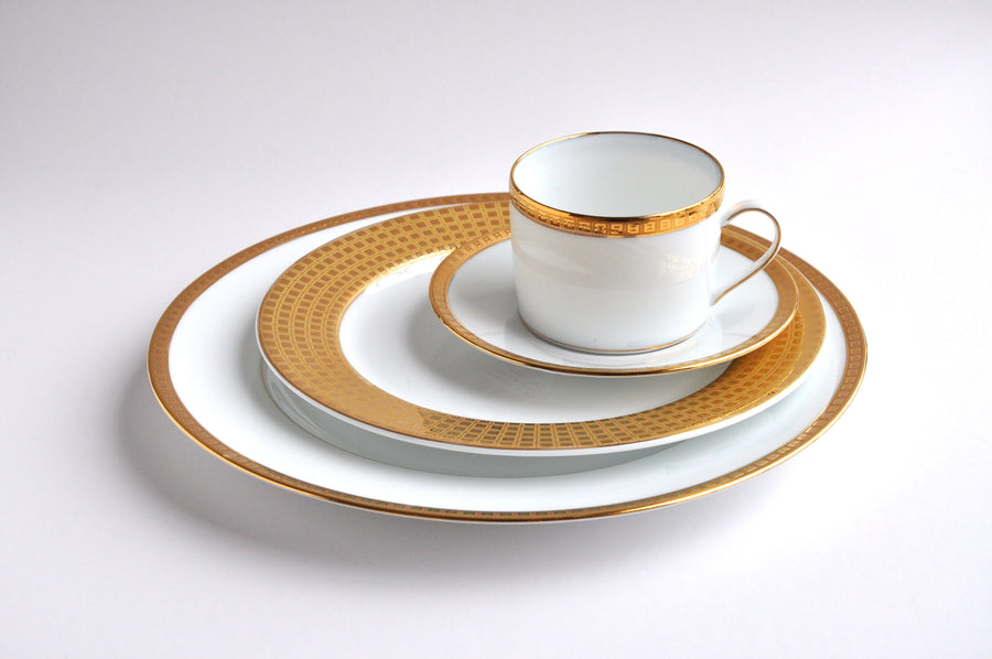 BERNARDAUD | Athena Gold Rim Soup Plate 22.5cm