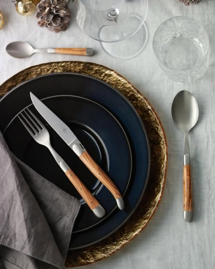 【法國FORGE DE LAGUIOLE餐具 - 頂尖工匠手下的非凡藝術品 】