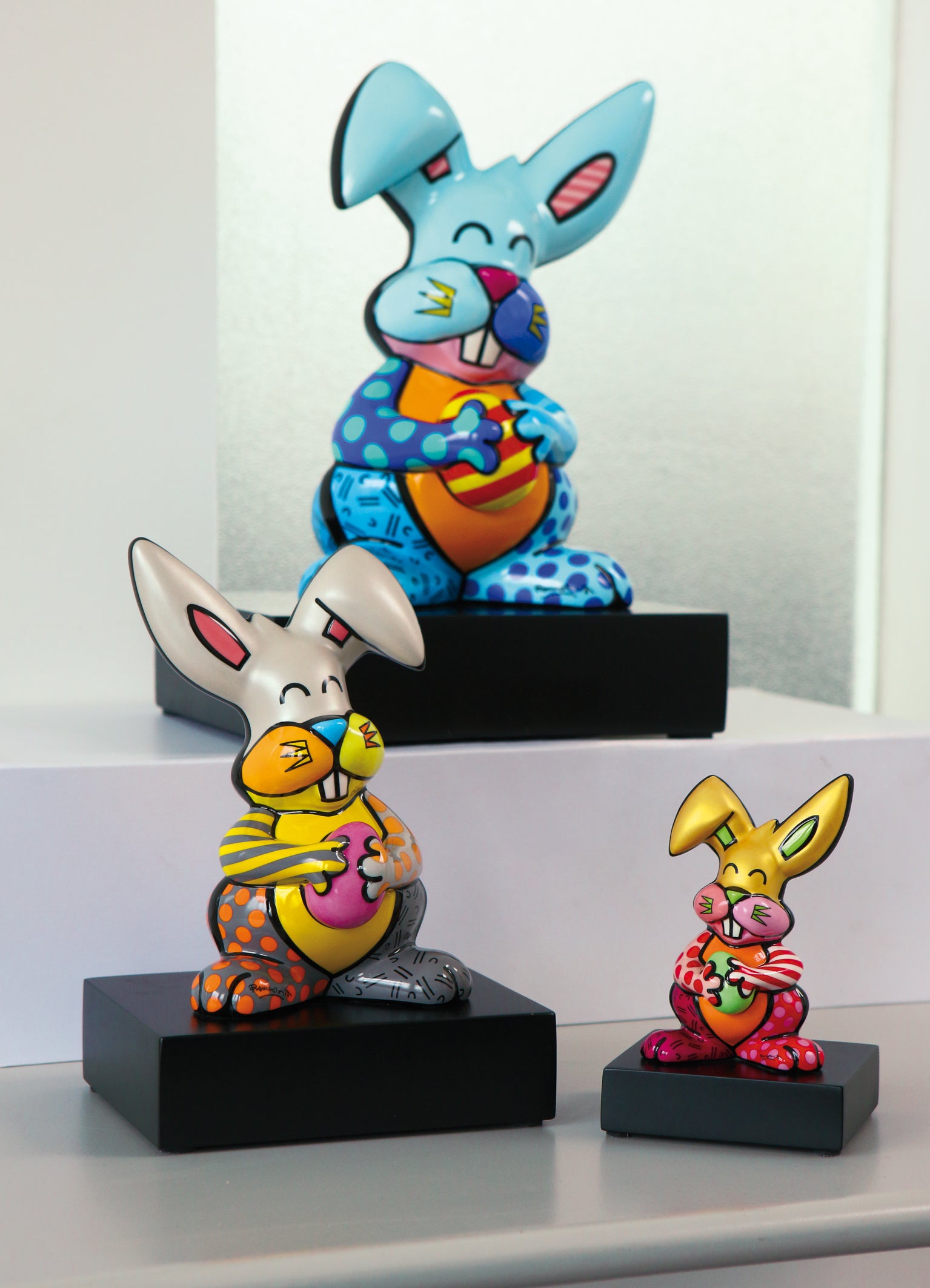 GOEBEL | Grey Rabbit - Figurine Pop Art Romero Britto – Exclusivités ...