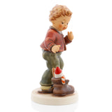 M.I. HUMMEL | Sweet Surprise