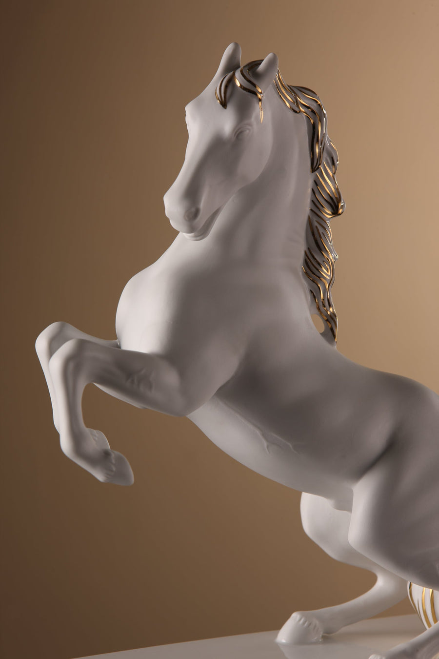 GOEBEL | Magnifique Horse - Figurine 25x31cm Studio 8